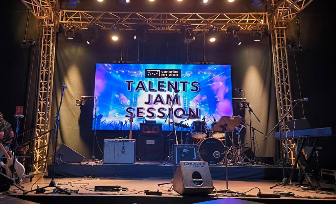 Live music at Canarias en Vivo, Las Palmas de Gran Canaria