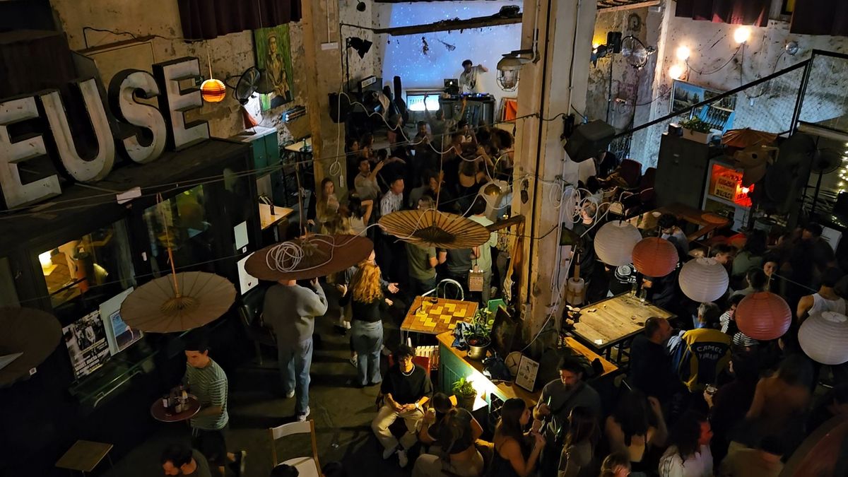 Música en vivo en Talleres Palermo, Las Palmas de Gran Canaria